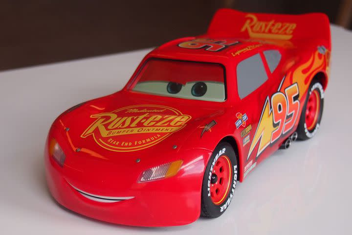 This Ultimate Lightning McQueen robot is awesomely real