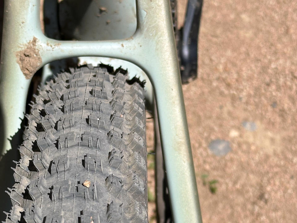 2024 epic 8 evo tire clearance