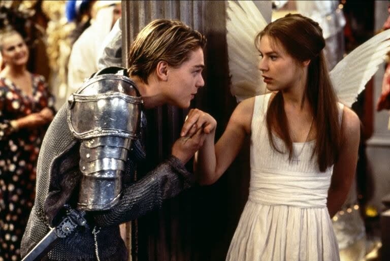 Claire Danes y Leonardo Di Caprio en Romeo + Julieta (1996), de Baz Luhrman.