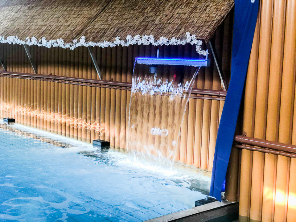 Water feature inside public baths