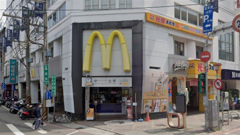 台中市逢甲店麥當勞1992年開業，是編號0060「百號以內」的元老級店面。（示意圖／翻攝自google map）