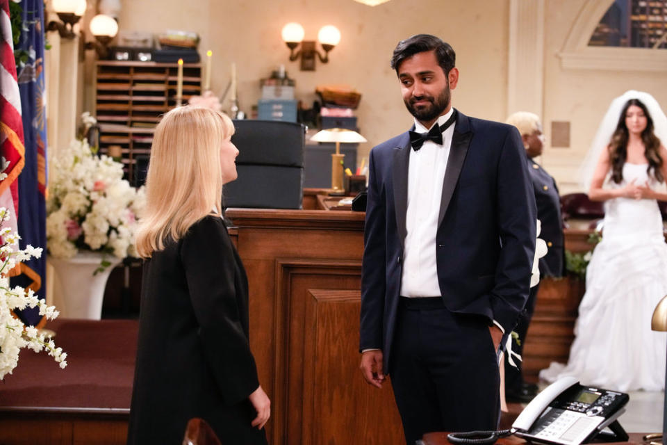 Night Court episodic image showing Melissa Rauch and Kapil Talwalkar