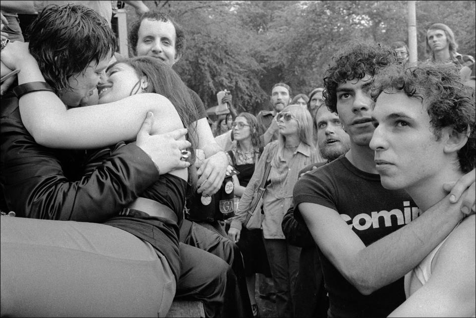 <p>Shortly after the New York City Gay Pride Parade of '75, couples kiss and hug celebrating their march for equality. <br></p>