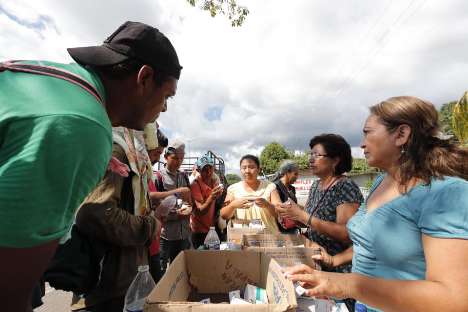 FOTOS | Migrantes toman calles de Huixtla, Chiapas, rumbo a EEUU