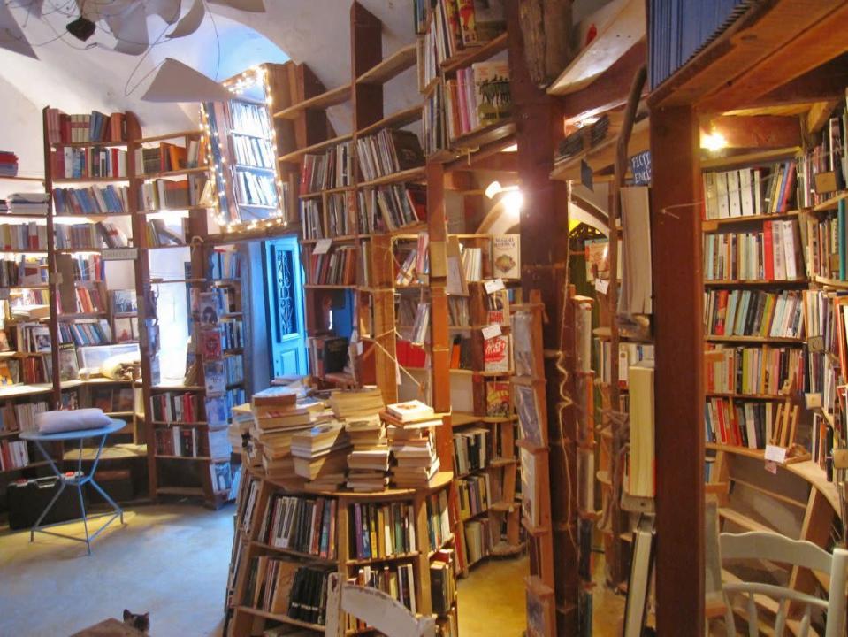 Atlantis Books, Santorin 