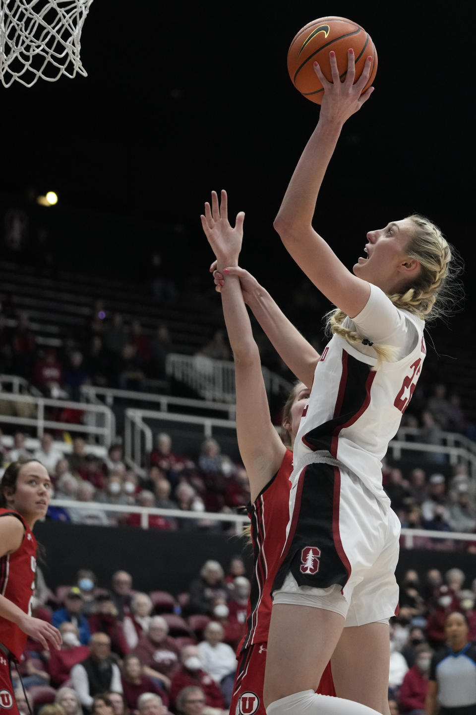 Stanford forward Cameron Brink (22) shoots against Utah during the first half of an NCAA college basketball game in Stanford, Calif., Friday, Jan. 20, 2023. (AP Photo/Godofredo A. Vásquez)