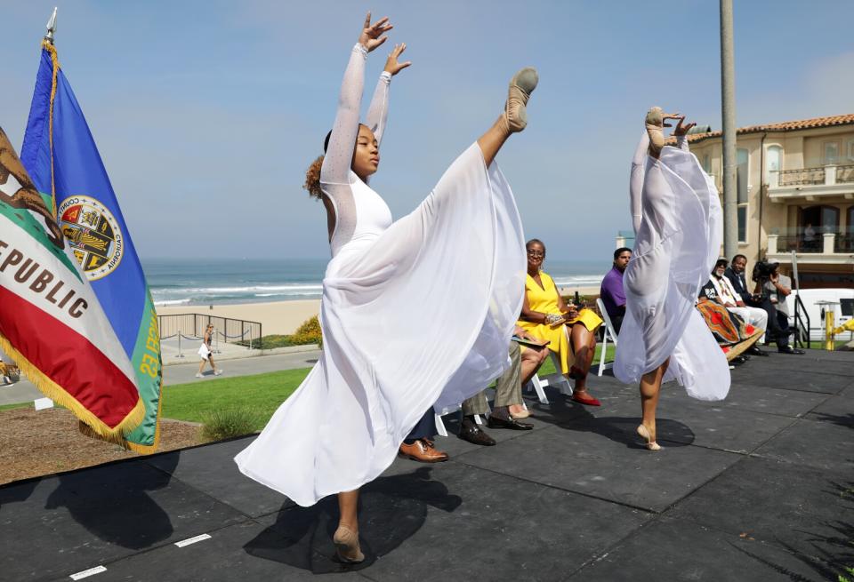 Students of the Debbie Allen Dance Academy perform