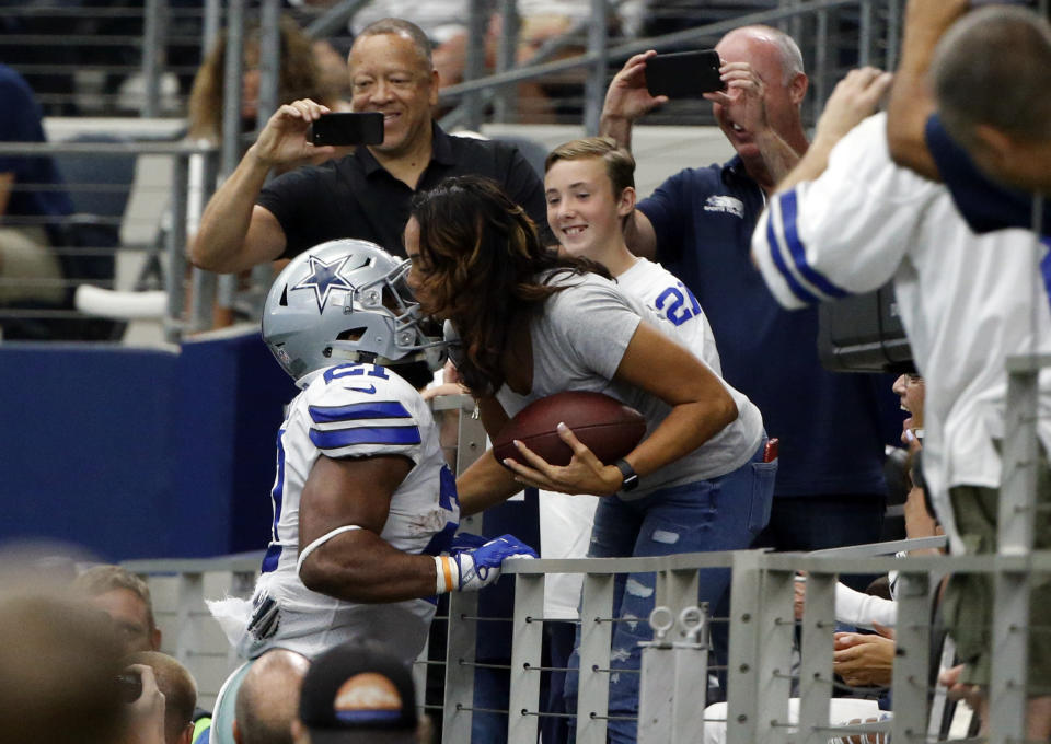 Dawn Elliott, right, the mother of Dallas Cowboys RB Ezekiel Elliott, came to her son's defense. (AP Photo/Michael Ainsworth)