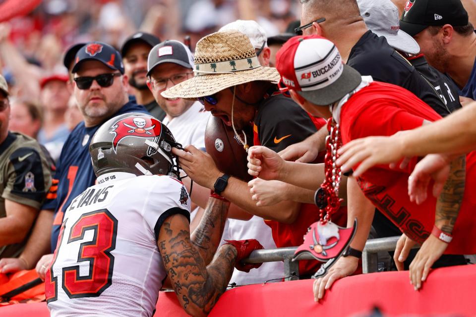 Buccaneers wide receiver Mike Evans unknowingly gives away the ball that accounted for quarterback Tom Brady’s 600th career touchdown pass