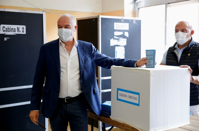 Italy holds elections for mayors and councillors
