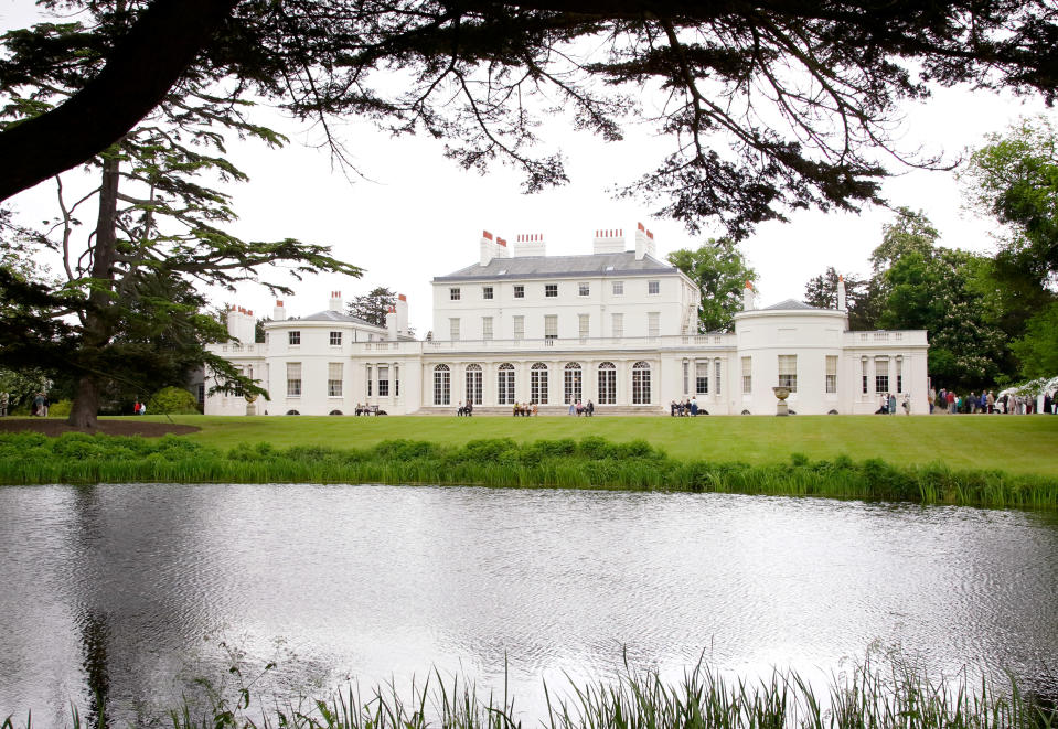Frogmore Cottage is located within the grounds of Frogmore House, pictured here in 2006 [Photo: Getty]
