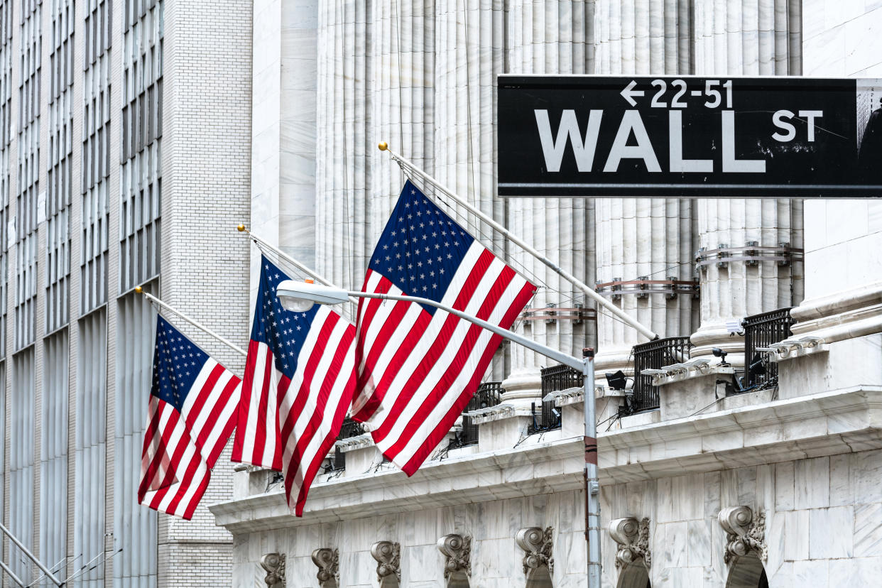 The FTSE 100 is the red with Wall Street also set for a lower open on Tuesday as chip design firm Arm sets its share price for its US IPO. Photo: Getty.