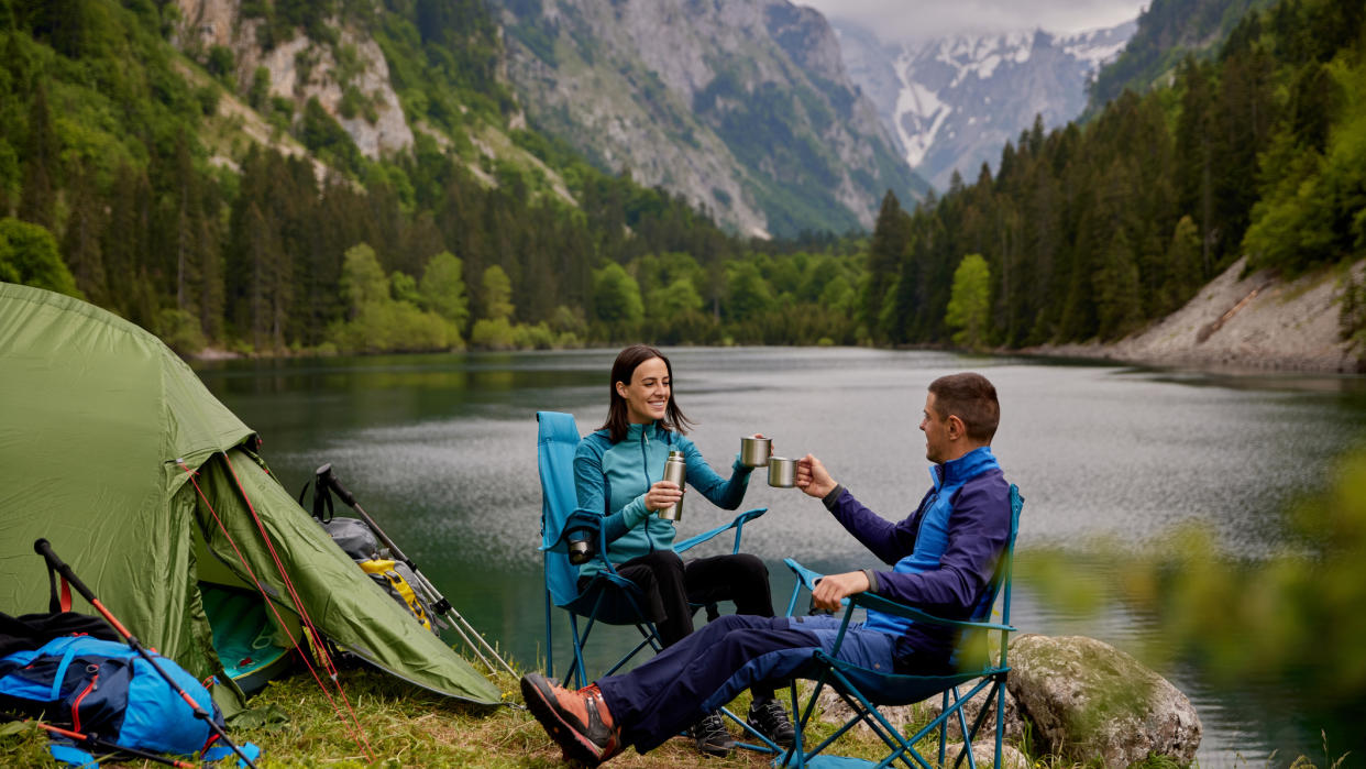  Best hot drinks for camping: wild camp. 