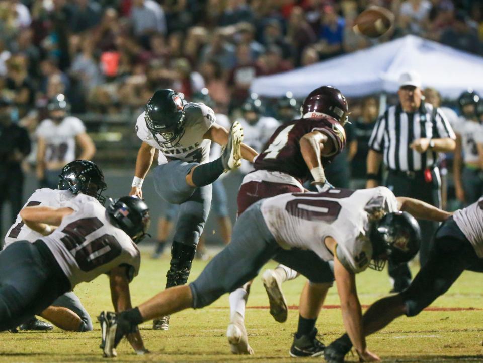 Game action from the Niceville Navarre football game at Niceville High School. 