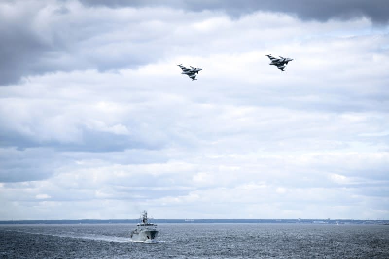 <cite>2020年，瑞典空軍戰機在波羅的海上空巡弋（AP）</cite>