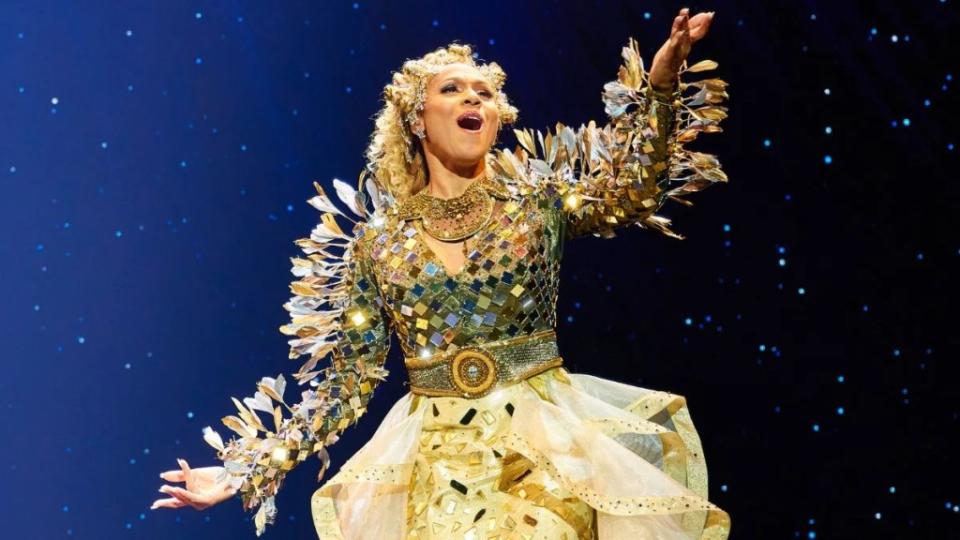 Deborah Cox as Glinda in "The Wiz the Musical" (Photos courtesy of Creative PR, photo by Jeremy Daniel)