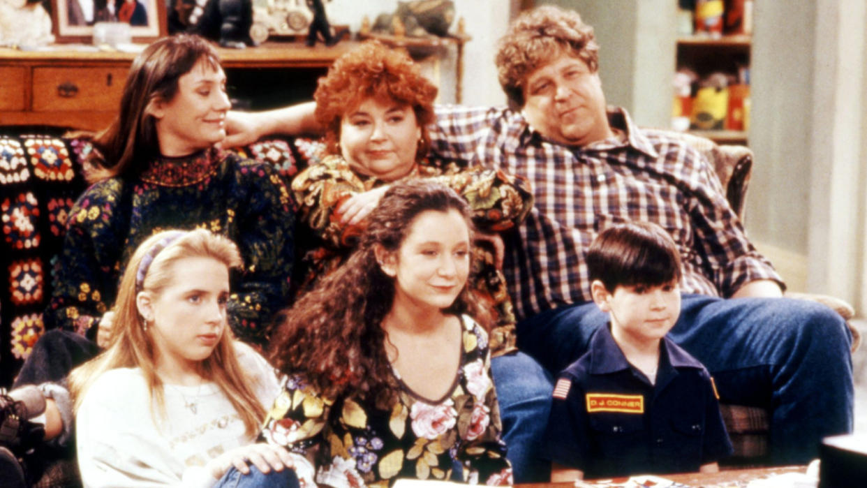  Roseanne cast. 