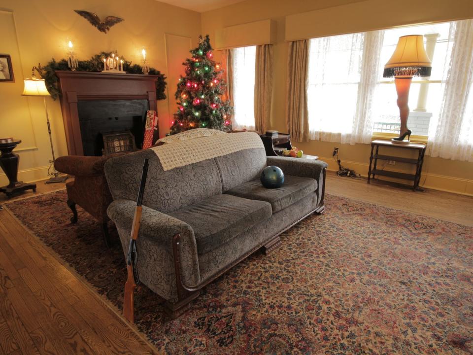 christmas story house living room