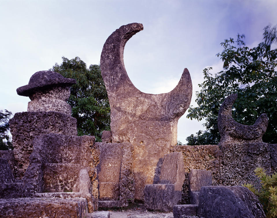 Coral Castle was built by reclusive Edward Leedskalnin, who, using only hand tools, moved more than 1,100 tons of coral several miles and then sculpted them into a series of stone tributes to his wife. (Photo: Carol M. Highsmith/Buyenlarge/Getty Images)