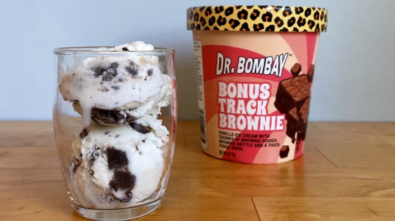 Bonus Track Brownie ice cream and pint