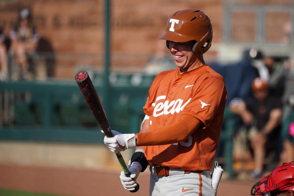 Texas Longhorns utility Peyton Powell (15) readies to bat against the Louisiana Ragin Cajuns during the first round in the NCAA baseball College Station Regional May 31, 2024, at Olsen Field in College Station.