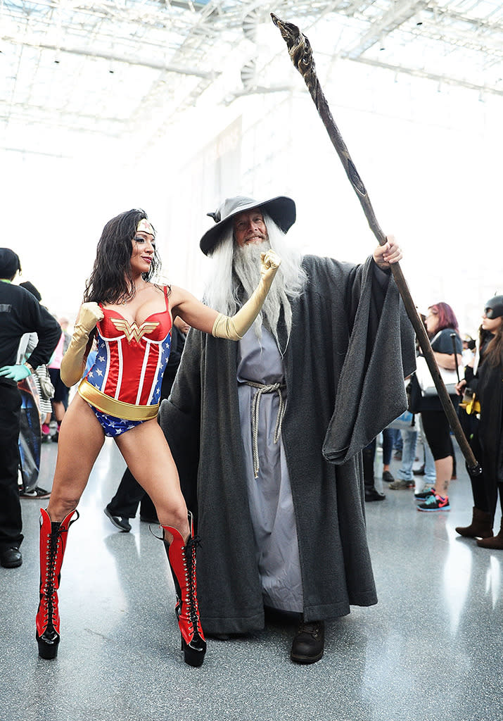 <p>Unlikely duo, Wonder Woman and Gandalf, team up. (Photo: Getty Images)</p>