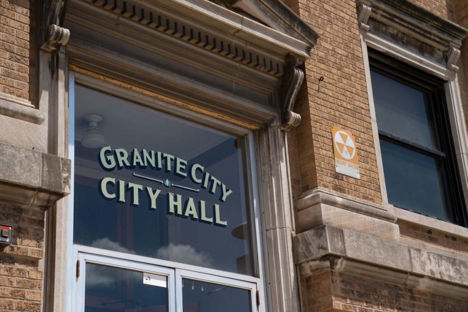 <div class="inline-image__caption"><p>Granite City's City Hall building.</p></div> <div class="inline-image__credit">Institute for Justice</div>