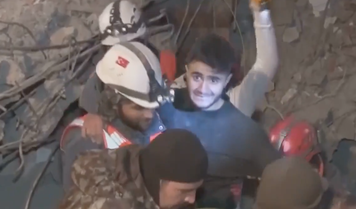 Adnan Muhammed Korkut spent 94 hours trapped in a basement (IHA)