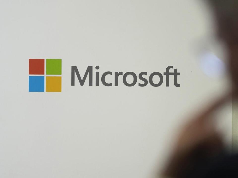  Microsoft Corp.’s revenue in the second quarter, which ended Dec. 31, rose 18 per cent to US$62 billion.