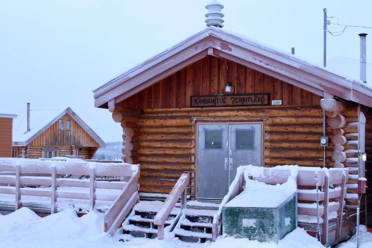 The Colville Lake School, pictured in January 2020. Residents of Colville Lake, N.W.T., say their community needs a new school and there’s confusion over what’s holding the project up.  (John Last/CBC - image credit)