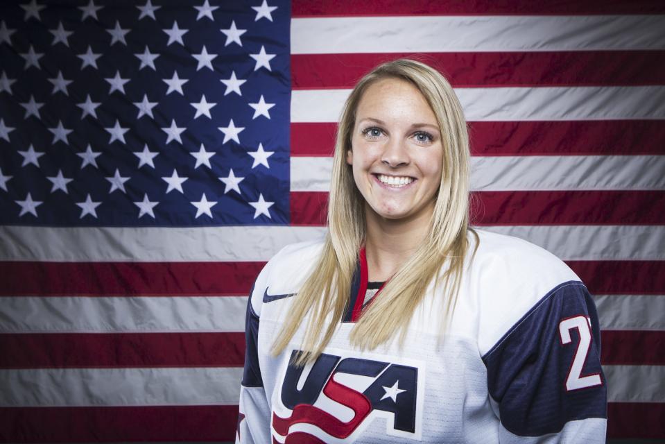 Olympic hockey player Amanda Kessel poses for a portrait during the 2013 U.S. Olympic Team Media Summit in Park City, Utah October 2, 2013. REUTERS/Lucas Jackson (UNITED STATES - Tags: SPORT OLYMPICS PORTRAIT ICE HOCKEY)