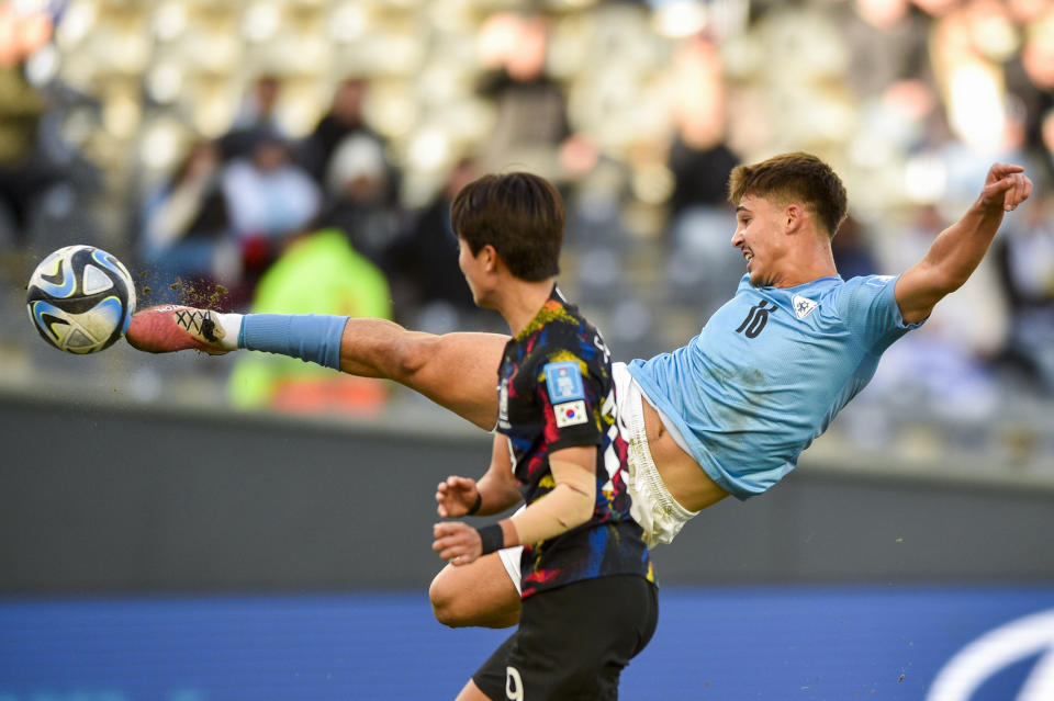 Ran Binyamin de Israel anota contra Corea del Sur durante el partido por el tercer puesto del Mundial Sub20 en el estadio Diego Maradona de La Plata, Argentina, domingo 11 junio, 2023. (AP Foto/Gustavo Garello)