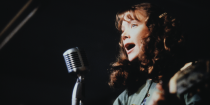 <p>Only the beginning of this movie takes place in Kentucky — in Butcher Holler, to be precise — but Sissy Spacek's performance as Loretta Lynn is so iconic that I'll let it slide. (The alternative is what, <em>Elizabethtown</em>?) </p>