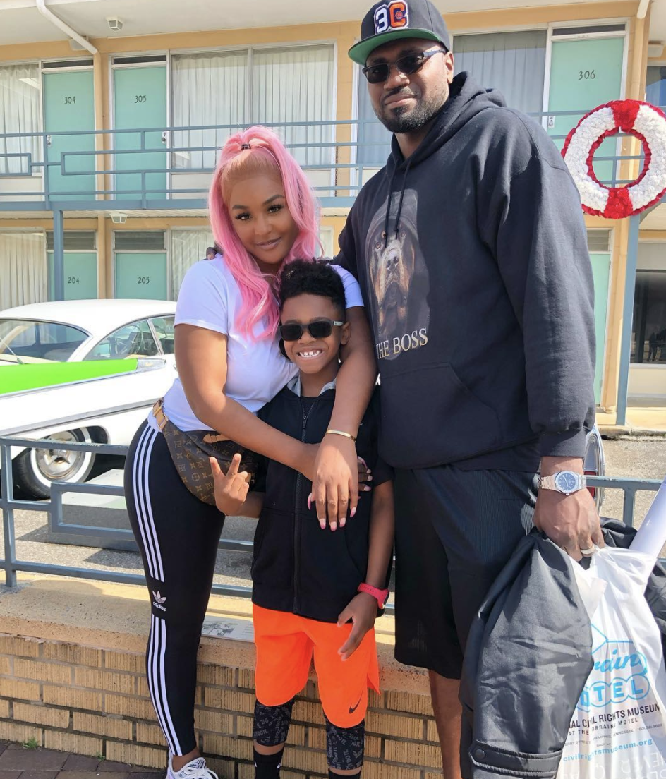 Brandi Maxiell poses with husband Jason and their son in March 2019. (Photo: Instagram)