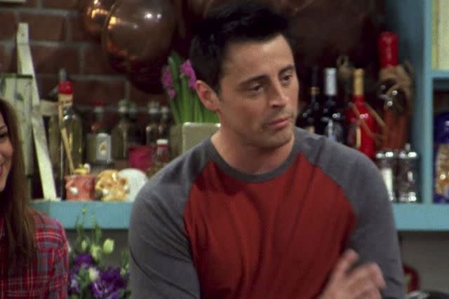 <p>nbc</p> Joey standing next to "Rachel" in 'Friends'