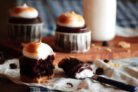 These moist chocolate cupcakes from <a href="http://www.pastryaffair.com/blog/smores-cupcakes.html" rel="nofollow noopener" target="_blank" data-ylk="slk:Pastry Affair;elm:context_link;itc:0;sec:content-canvas" class="link ">Pastry Affair</a> are topped with perfectly piped caramelized marshmallows.