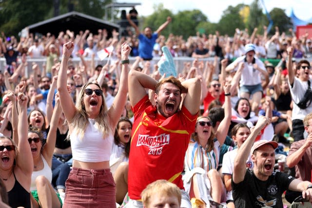 England fans