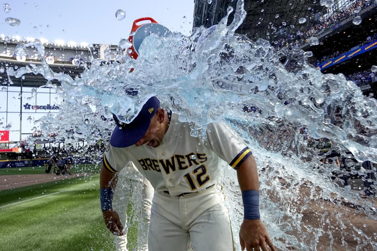 Brewers win first game of 2023, beat Cubs 3-1 - Brew Crew Ball