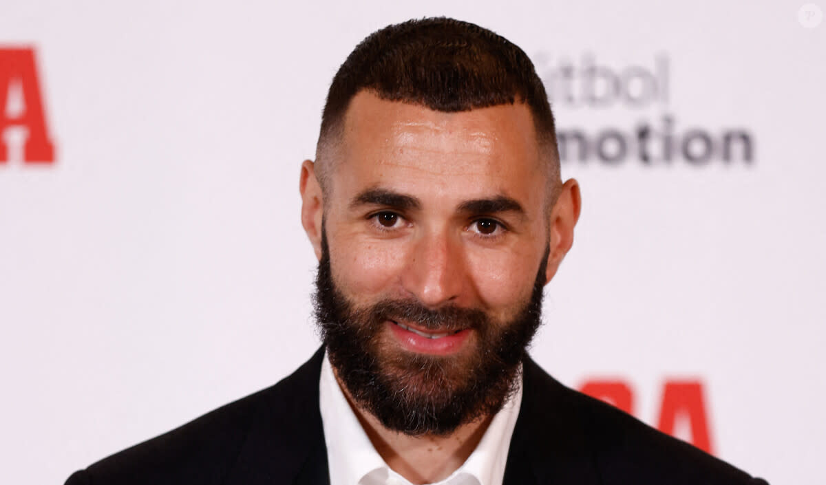 <p dir="ltr"><span>Karim Benzema quitte sa sublime demeure de Madrid</span></p>
<div><span> </span></div>
Karim Benzema reçoit le prix Marca Leyenda au Casino de Madrid. Le prix Marca Leyenda est un prix décerné par le journal sportif espagnol Marca aux meilleurs professionnels du sport de l'histoire. © Oscar J. Barroso/AFP7 via Zuma Press/Bestimage - © BestImage, Zuma Press/Bestimage