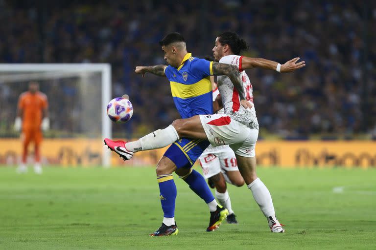 Escena del partido que disputan Boca Juniors e Instituto