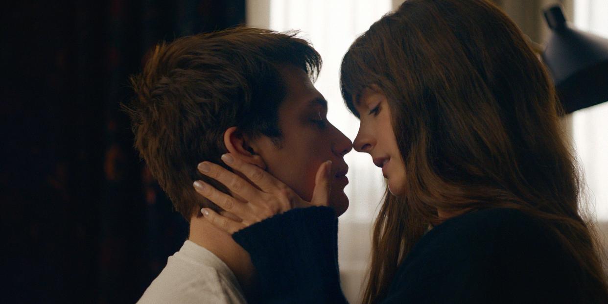 Anne Hathaway as 'Solène' and Nicholas Galitzine as 'Hayes Campbell' in "The Idea of You"