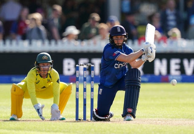 Heather Knight played a captain&#39;s innings for England