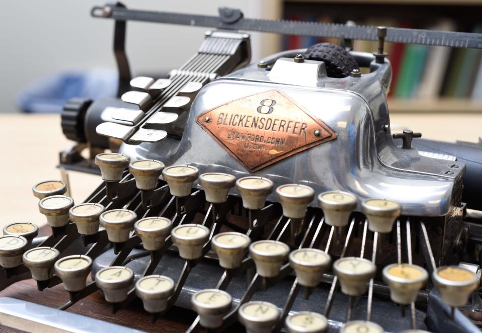 A Blickensderfer typewriter uses a rotating head to stamp letters on the paper.