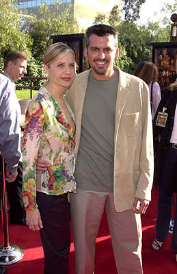 Oded Fehr and gal at the Universal city premiere of Universal's The Mummy Returns