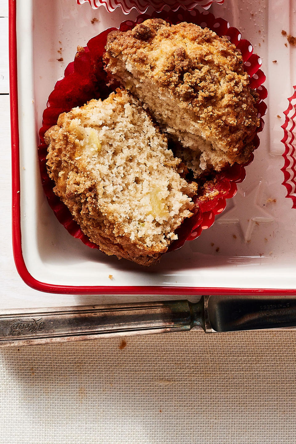 Apple Crumb Muffins