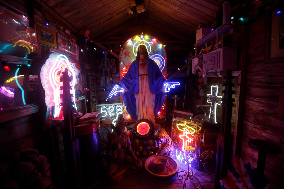<p>Neon artwork is exhibited in God’s Own Junkyard gallery and cafe in London, Britain, March 31, 2017. (Photo: Russell Boyce/Reuters) </p>