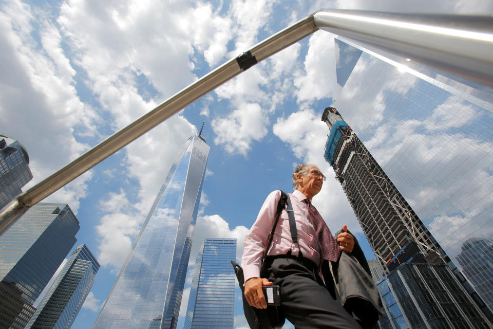 Elevated park opens at WTC site, overlooks 9/11 memorial