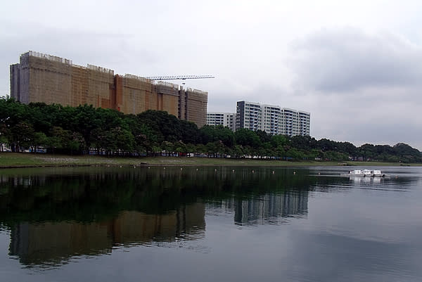 A lower body was found floating in Bedok Reservoir in a badly decomposed state. (Yahoo! photo/Fann Sim)