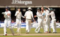 Cricket - England v Australia - Investec Ashes Test Series Second Test - Lord’s - 19/7/15 Australia's Nathan Lyon celebrates the wicket of England's Ian Bell (L) with team mates Action Images via Reuters / Andrew Couldridge Livepic