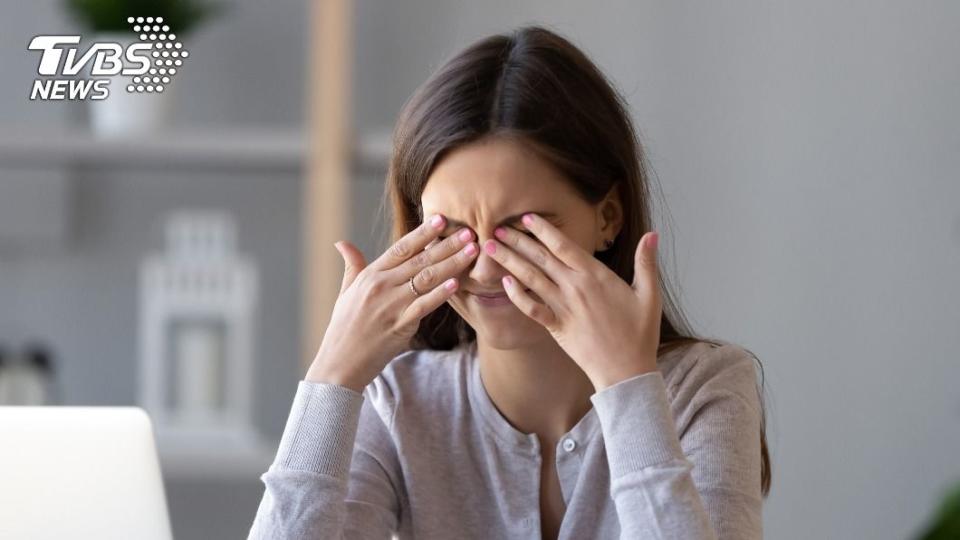 天冷時，眼壓容易飆升。（示意圖／shutterstock達志影像）